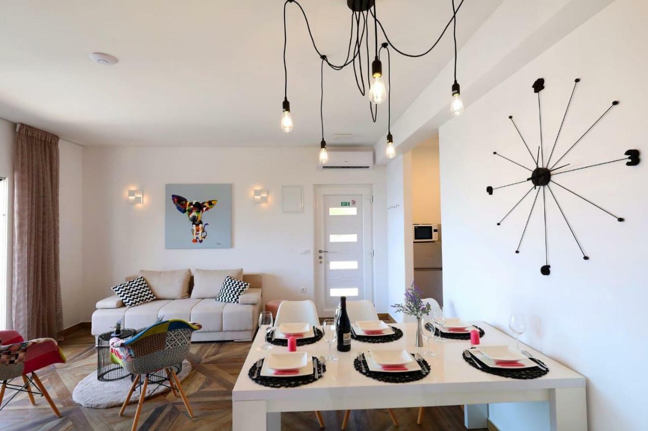 Redstone Luxury Apartments سفيتا نيدلجا المظهر الخارجي الصورة